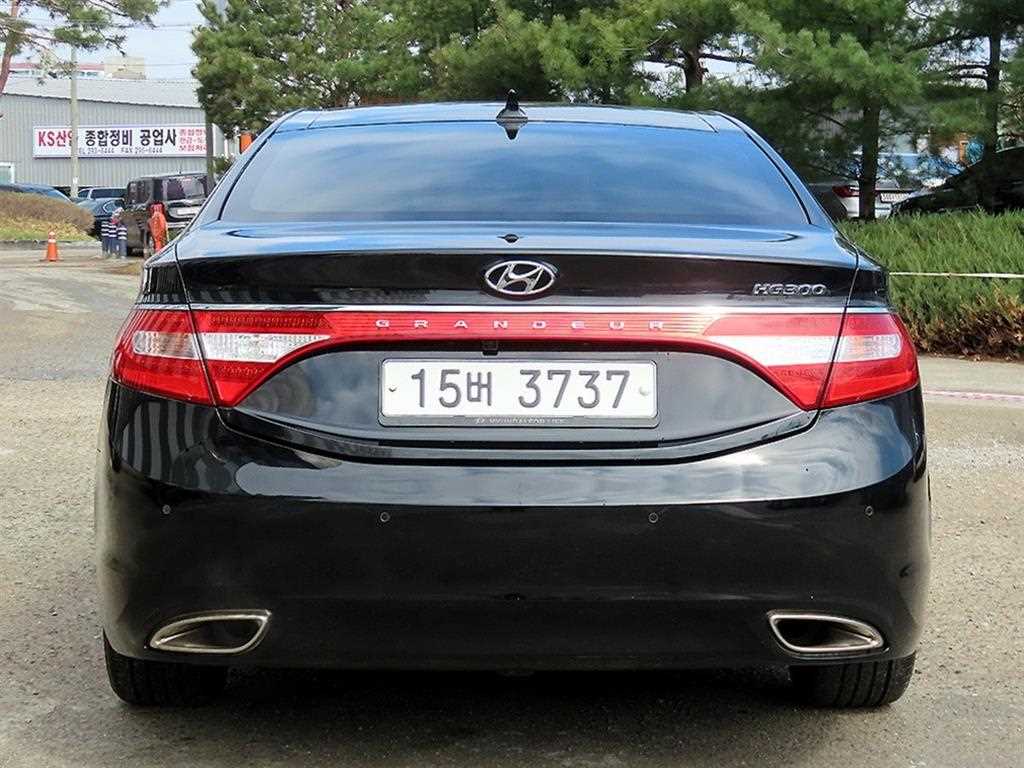HYUNDAI Grandeur - Vista 4