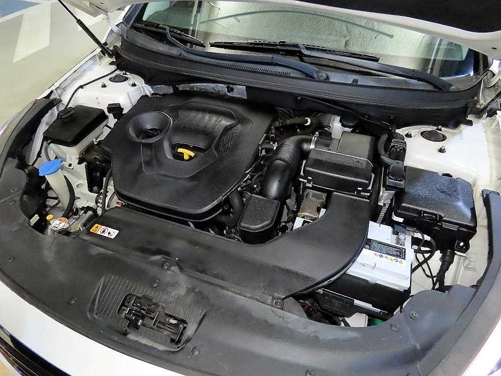 HYUNDAI Sonata 2015 Blanco - Importación desde Corea - HF Imports Iquique - Foto 18