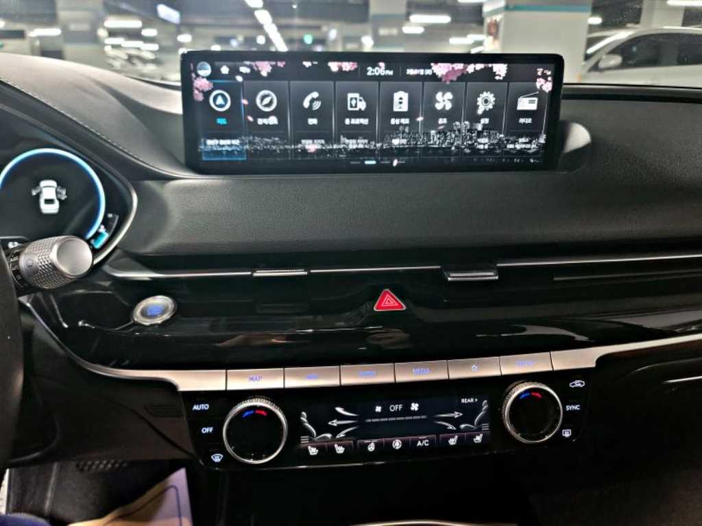 Genesis G80 - Vista 8