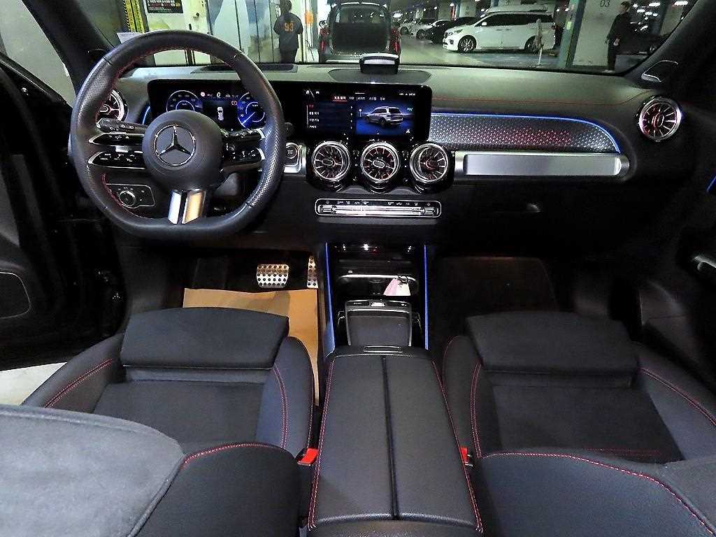 Mercedes Benz EQB - Vista 10