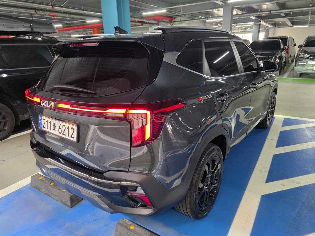 KIA Seltos - Vista 6