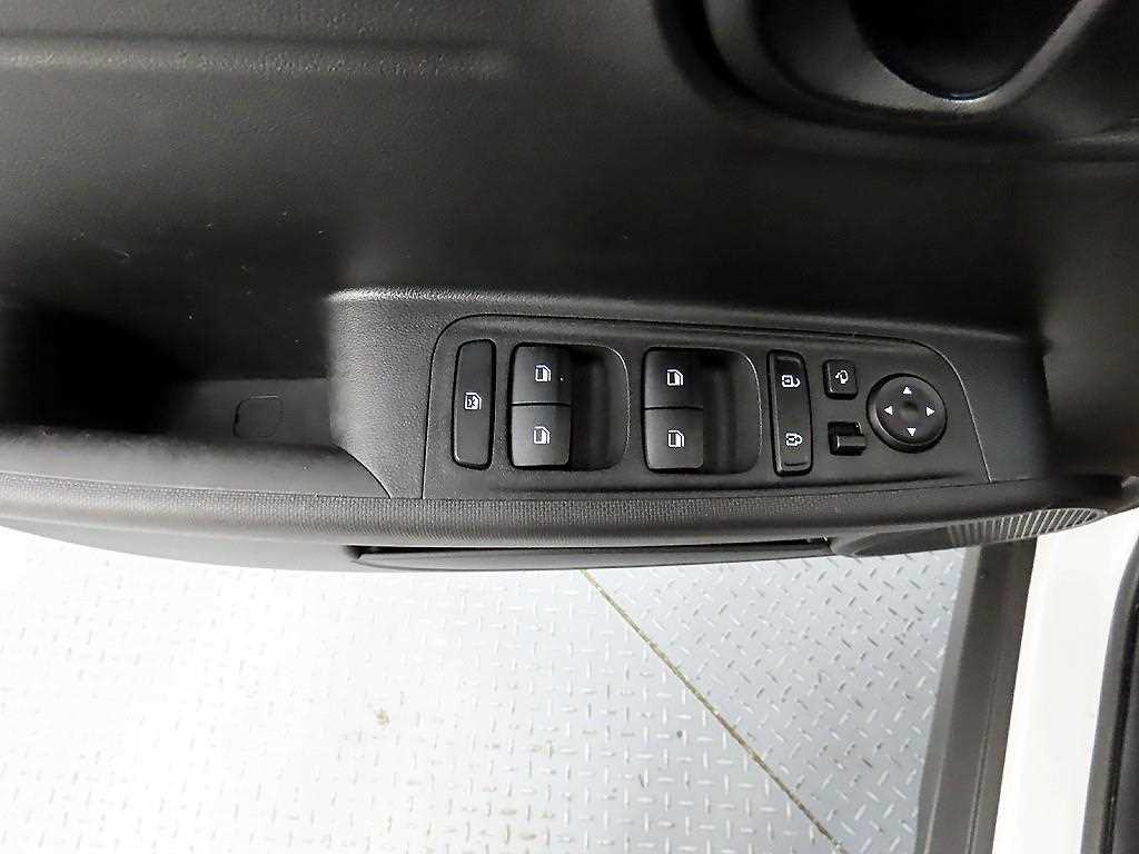 HYUNDAI Casper - Vista 11