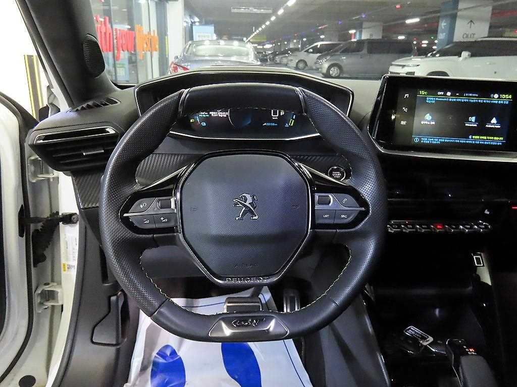 Peugeot 2008 - Vista 8