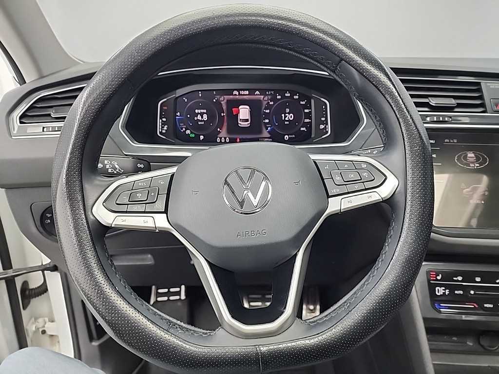 Volkswagen Tiguan - Vista 9