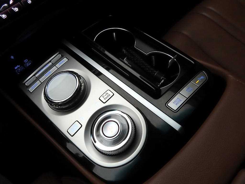 Genesis G80 - Vista 10