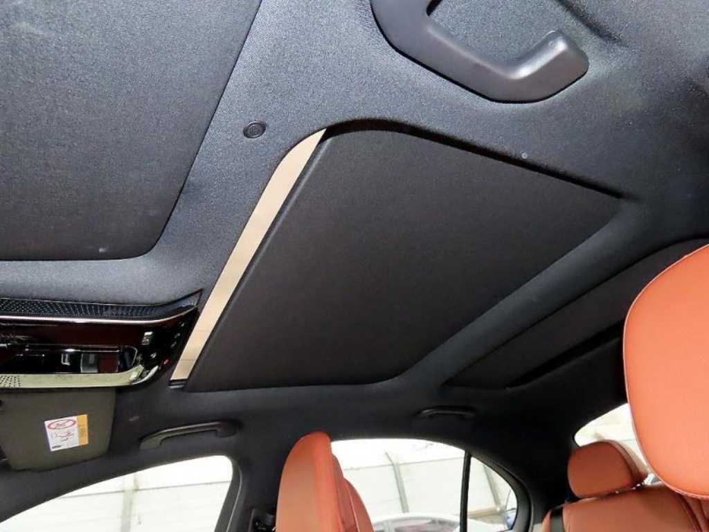 Mercedes Benz C Class 2024 Blanco - Importación desde Corea - HF Imports Iquique - Foto 18