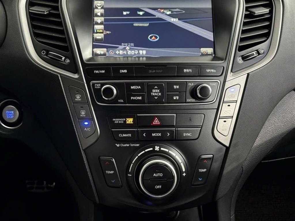 HYUNDAI Maxcruz - Vista 8