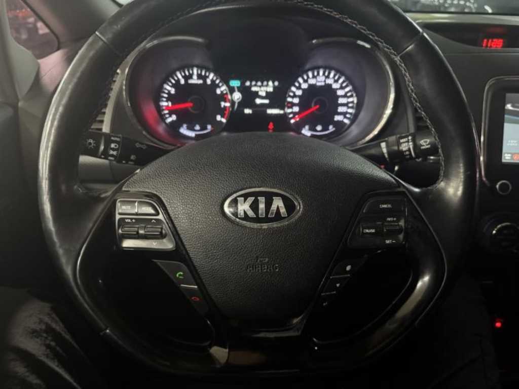 KIA K3 - Vista 7