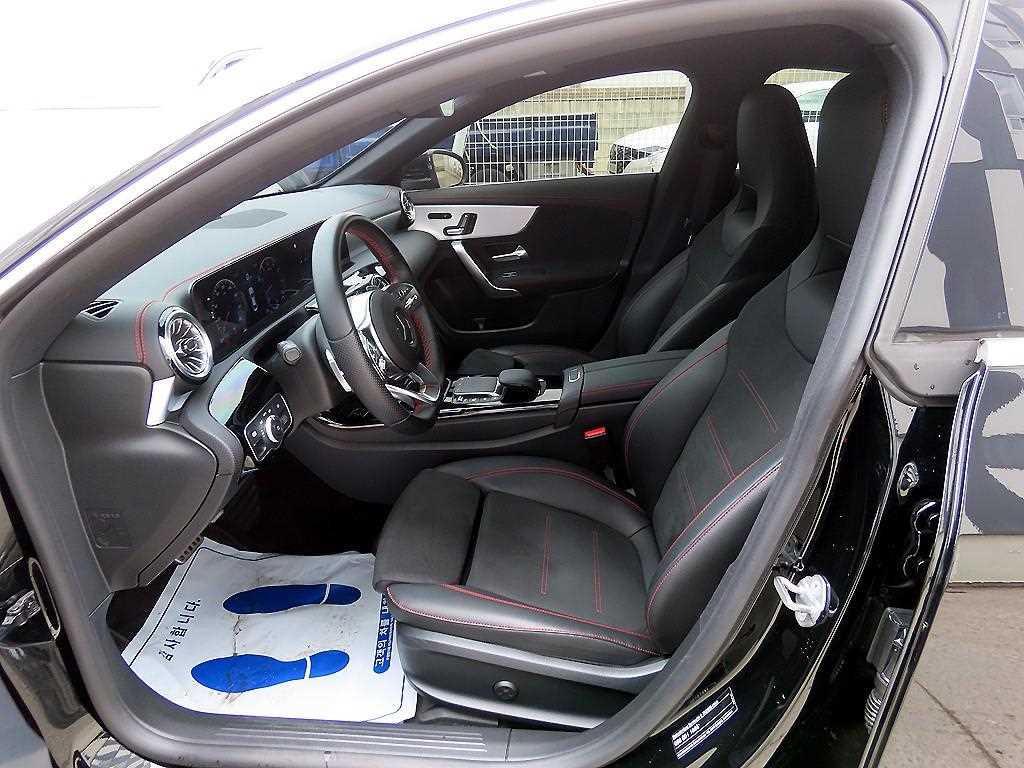 Mercedes Benz CLA Class - Vista 6