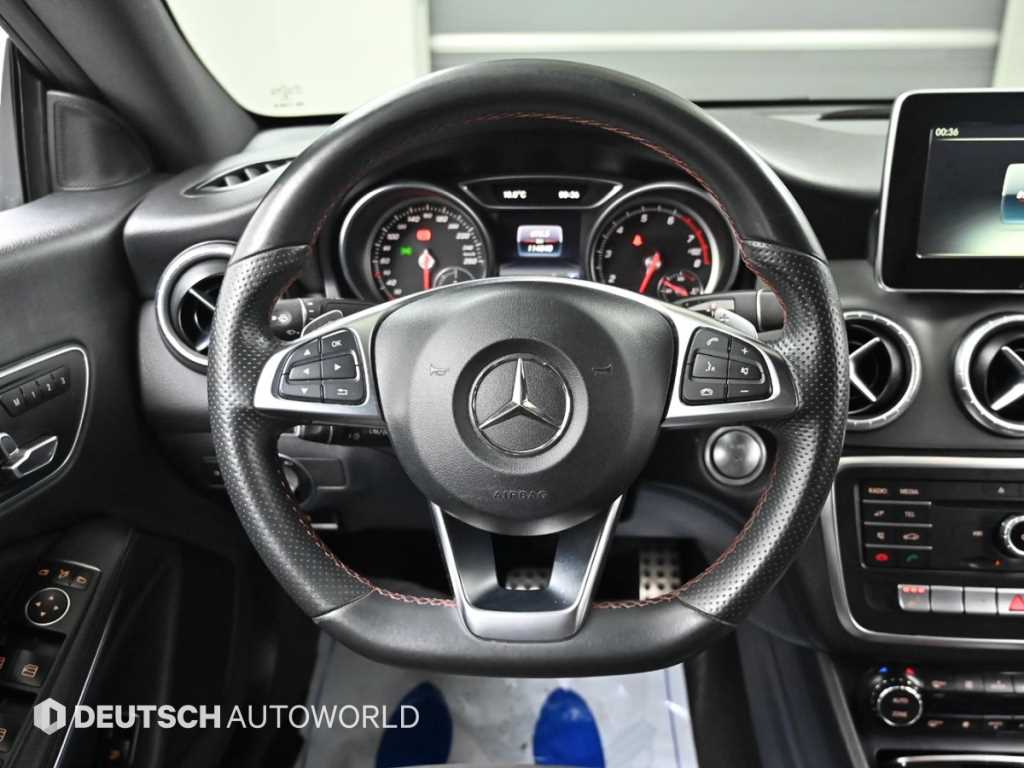 Mercedes Benz CLA Class 2018 Gris - Importación desde Corea - HF Imports Iquique - Foto 13