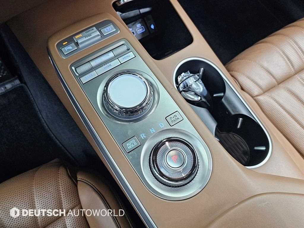 Genesis GV70 - Vista 9