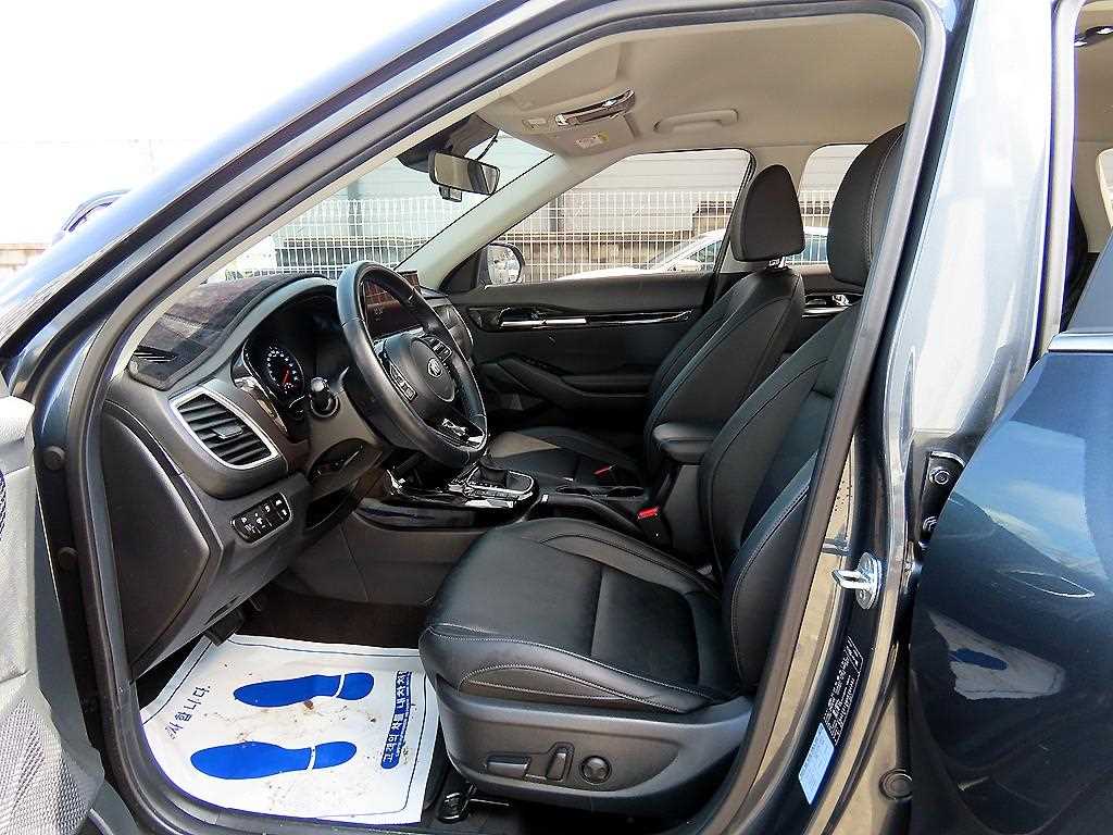 KIA Seltos - Vista 5