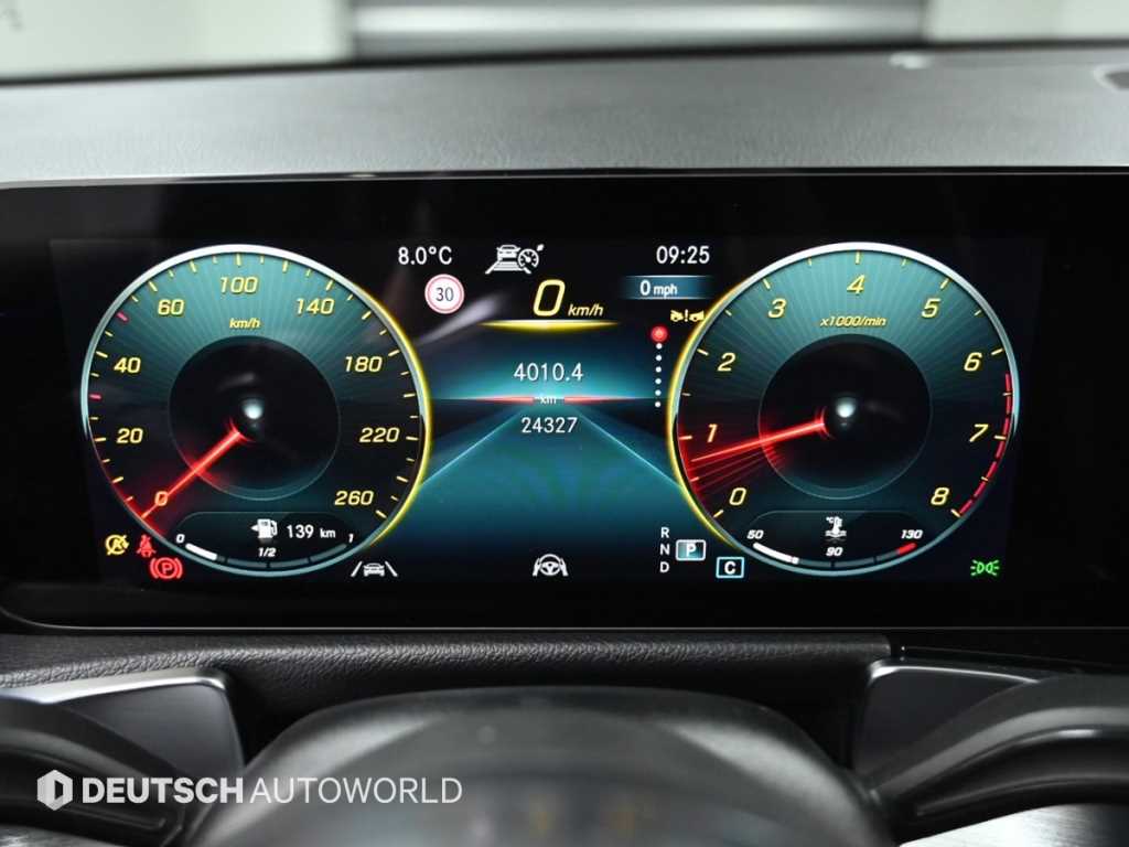 Mercedes Benz GLB Class - Vista 8