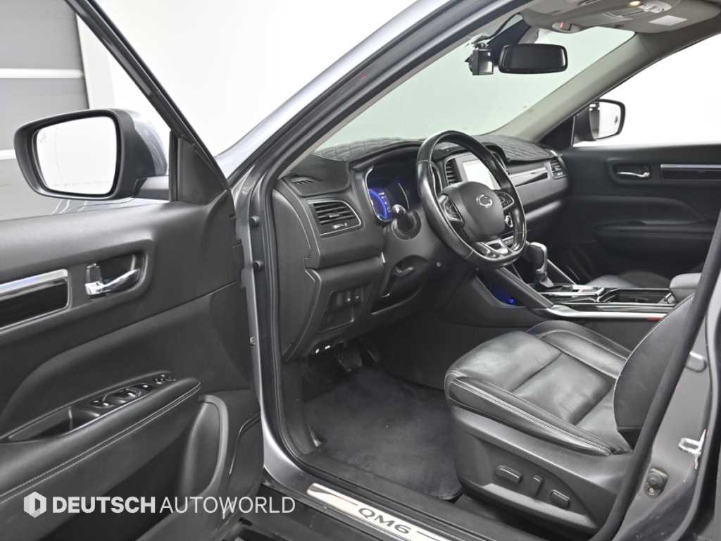 SAMSUNG QM6 - Vista 11