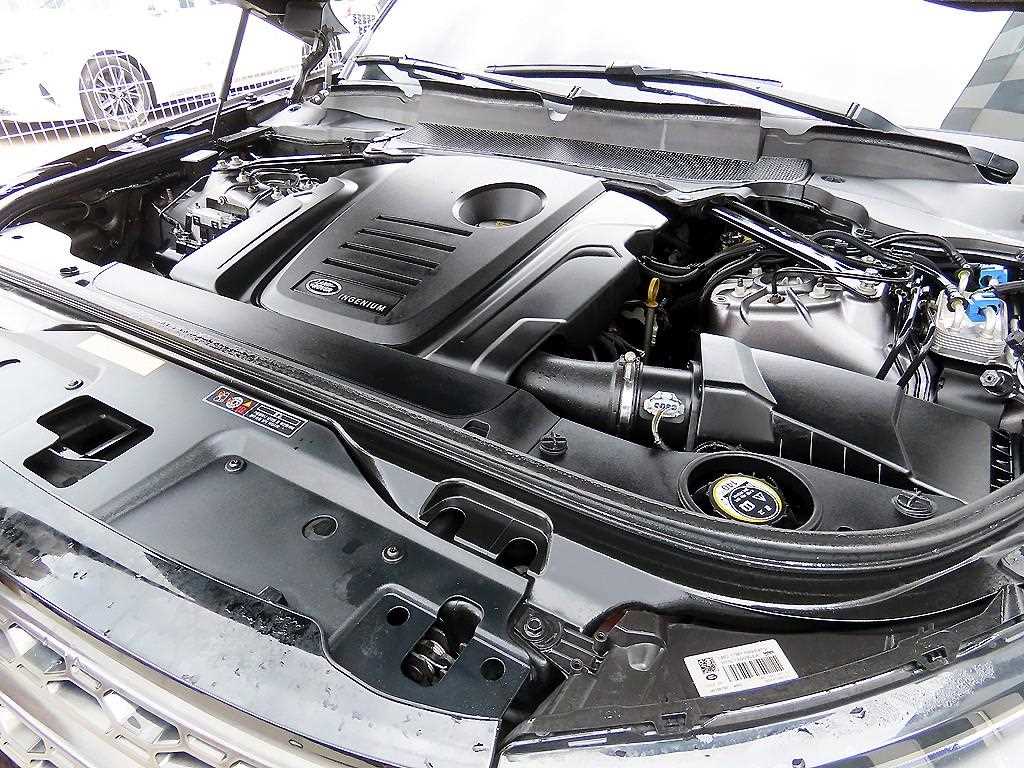 Land Rover Discovery 2018 Gris - Importación desde Corea - HF Imports Iquique - Foto 19