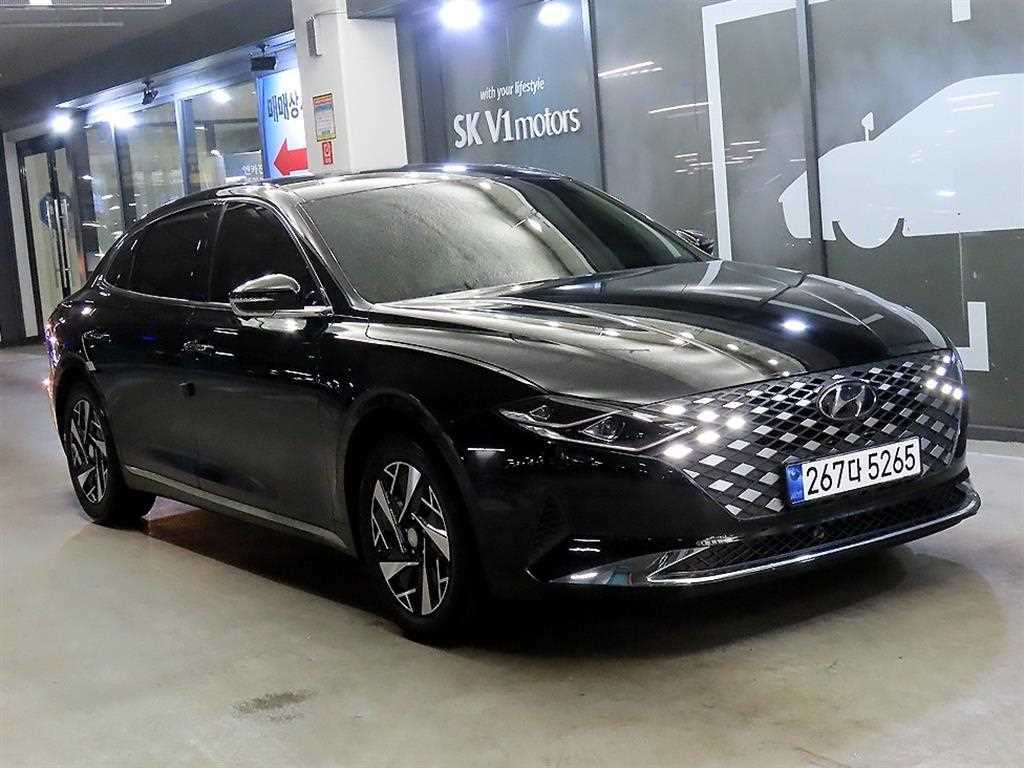 HYUNDAI Grandeur - Vista 2
