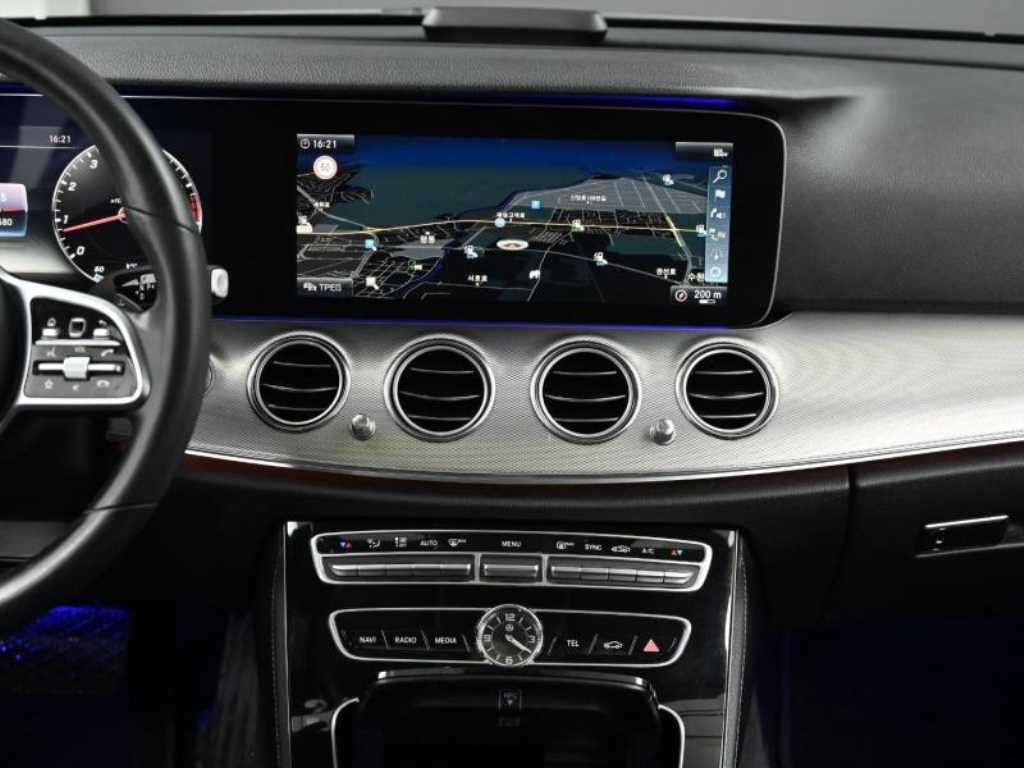 Mercedes Benz E class 2019 Negro - Importación desde Corea - HF Imports Iquique - Foto 14