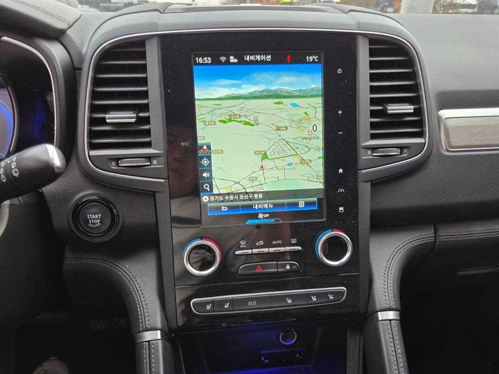 SAMSUNG QM6 - Vista 12