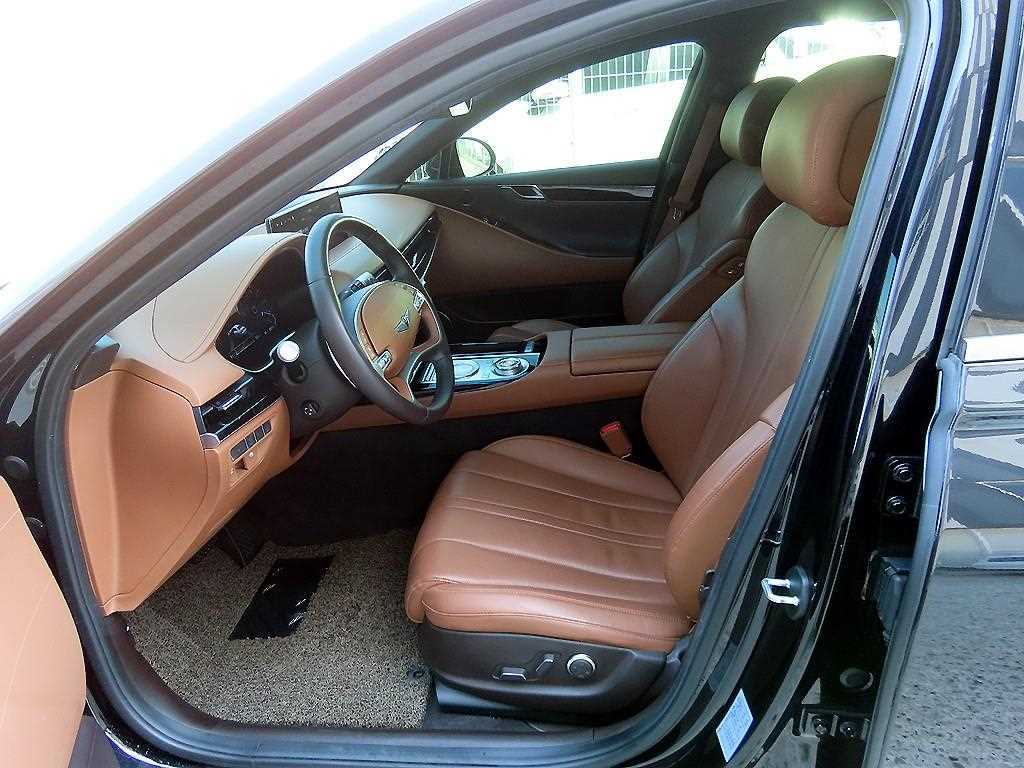 Genesis G80 - Vista 5