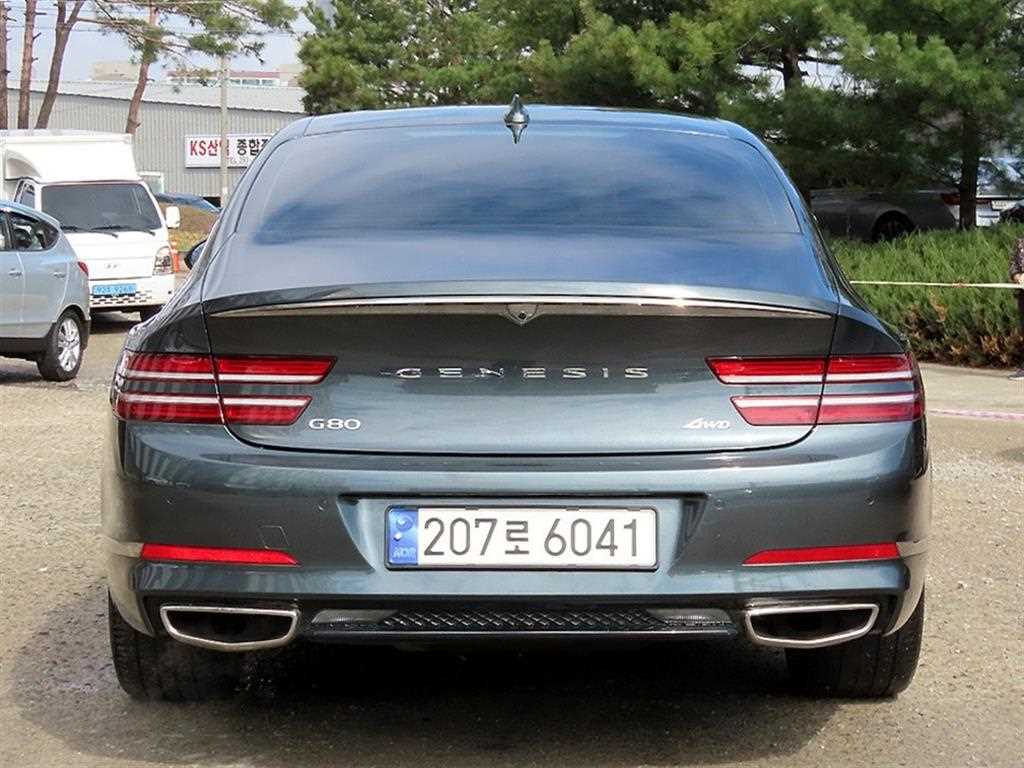 Genesis G80 - Vista 4