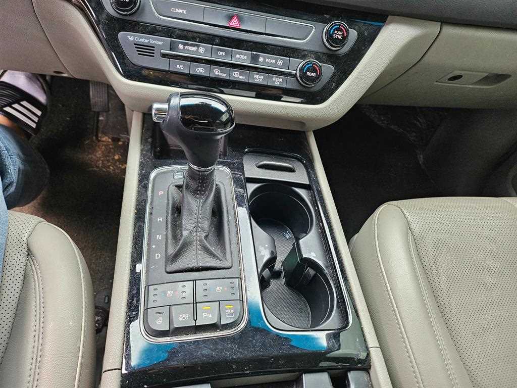 KIA Carnival 2016 Gris - Importación desde Corea - HF Imports Iquique - Foto 16