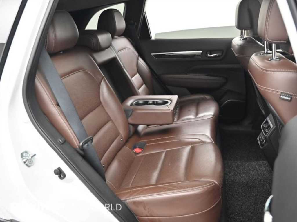 SAMSUNG QM6 - Vista 12