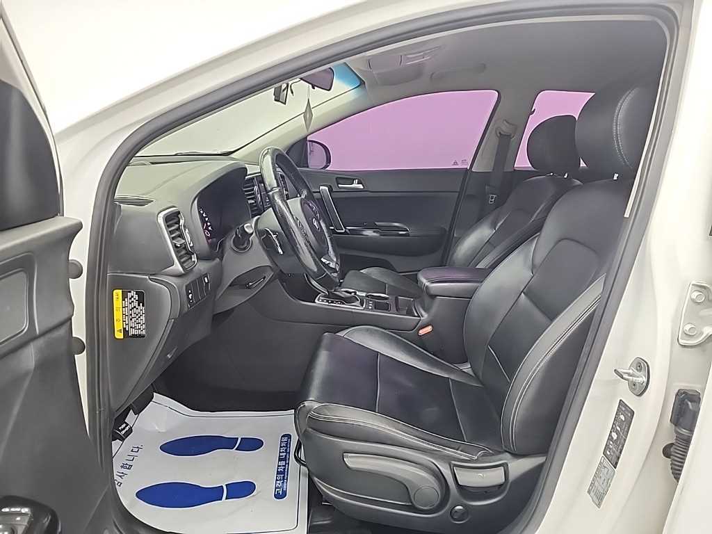 KIA Sportage - Vista 11