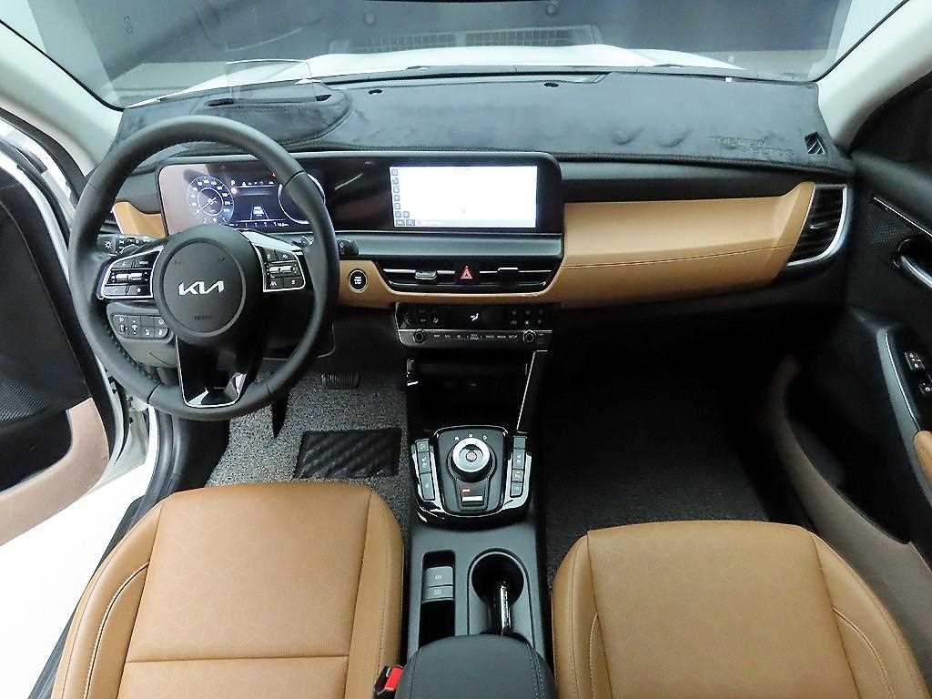 KIA Seltos - Vista 8