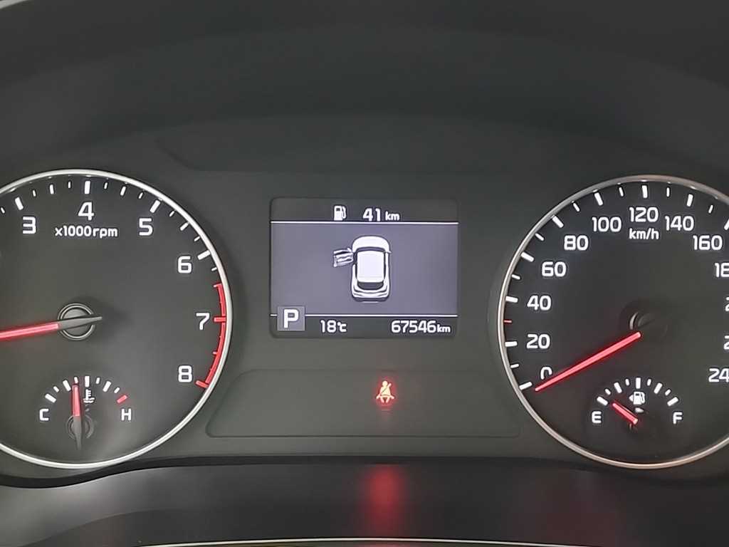 KIA Seltos - Vista 6