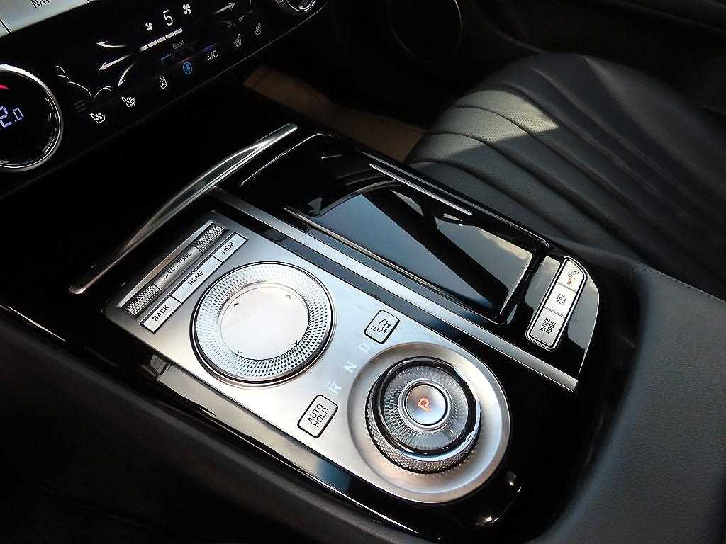 Genesis G80 - Vista 11