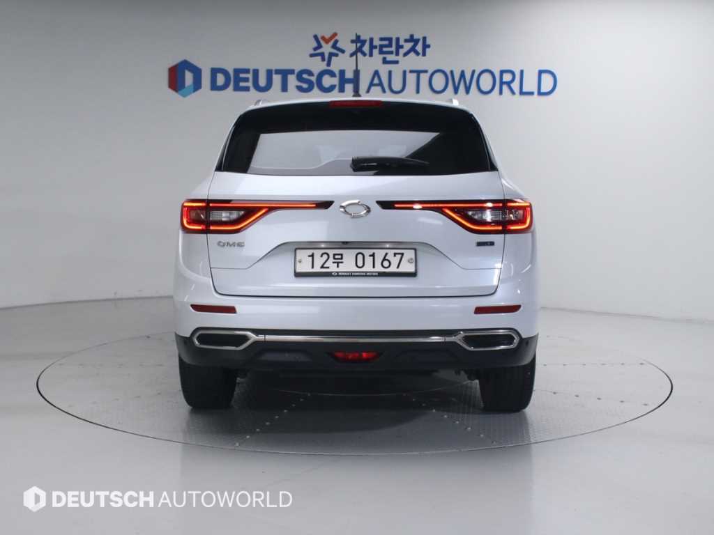 SAMSUNG QM6 - Vista 4