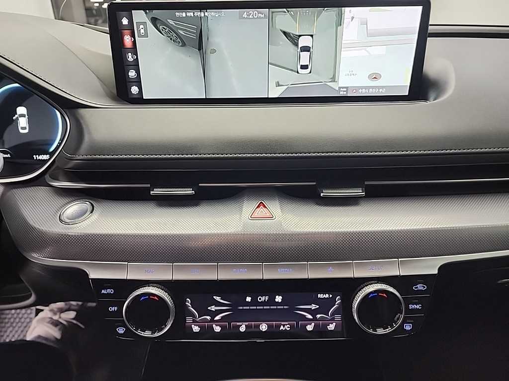 Genesis G80 - Vista 10