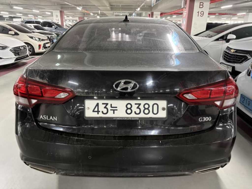 HYUNDAI Aslan - Vista 2