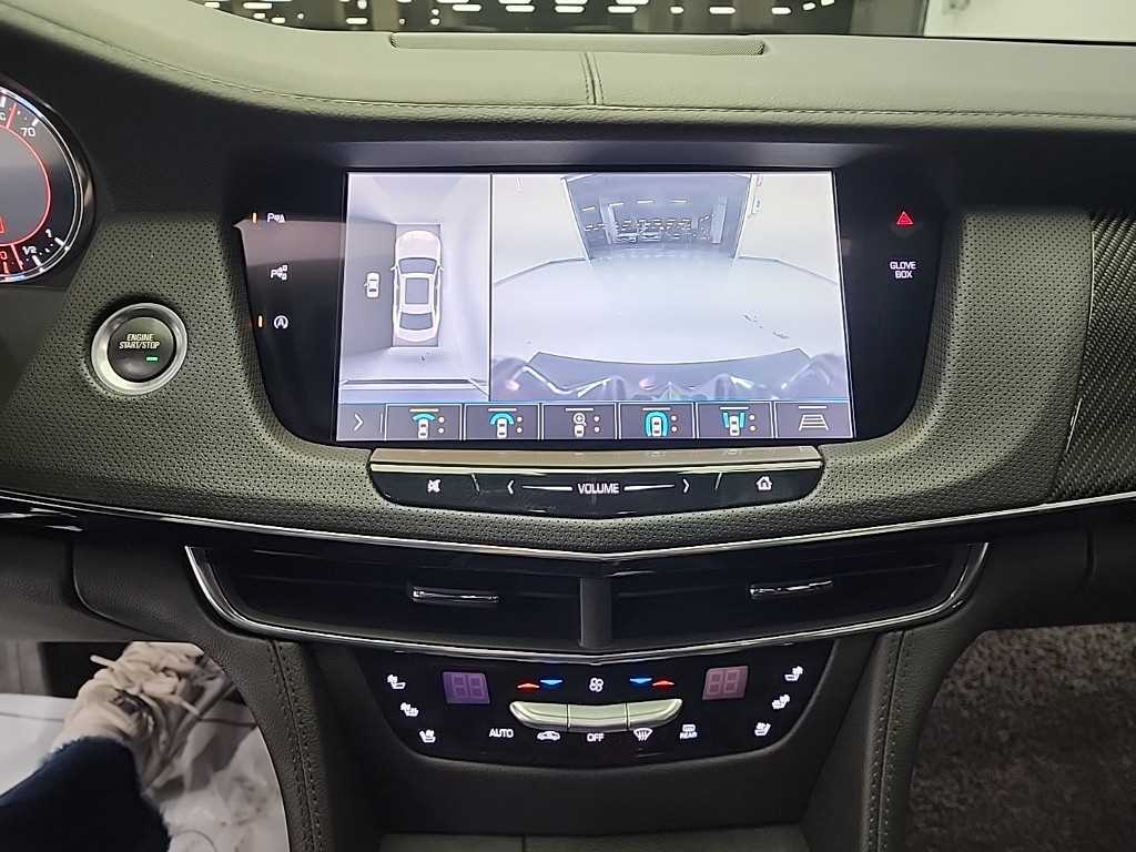 Cadillac CT6 - Vista 10