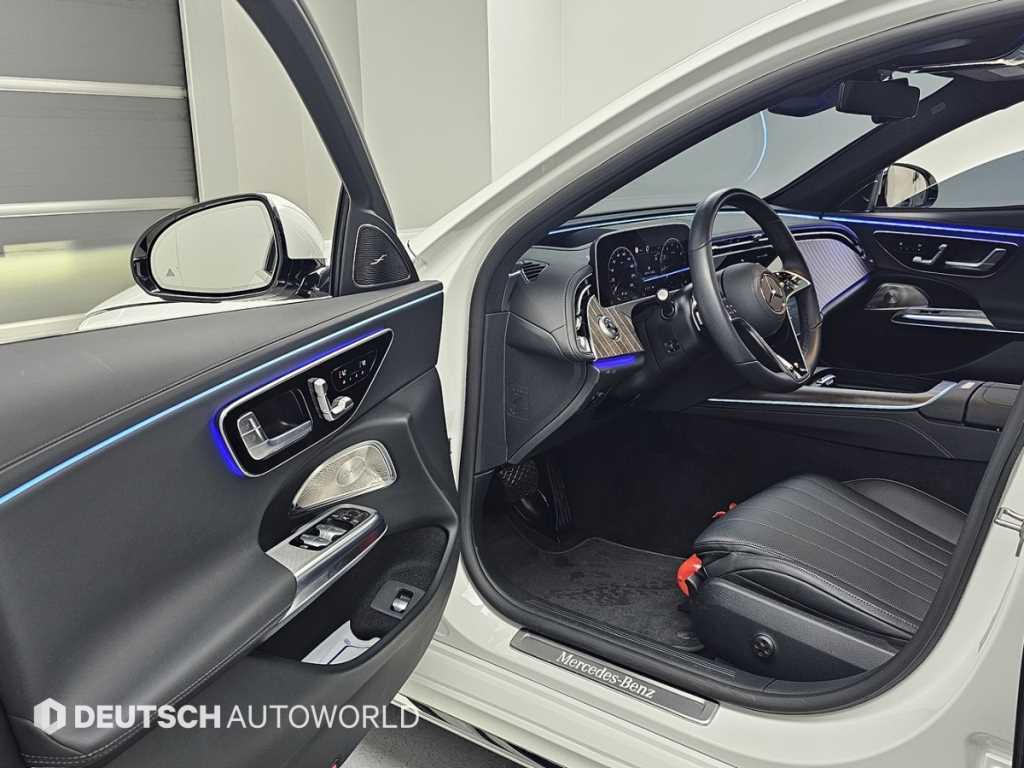 Mercedes Benz E class - Vista 11