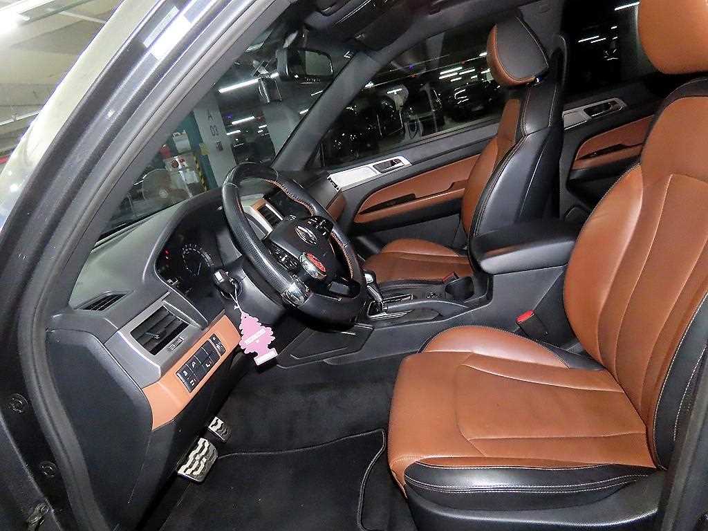 Ssangyong Rexton - Vista 6