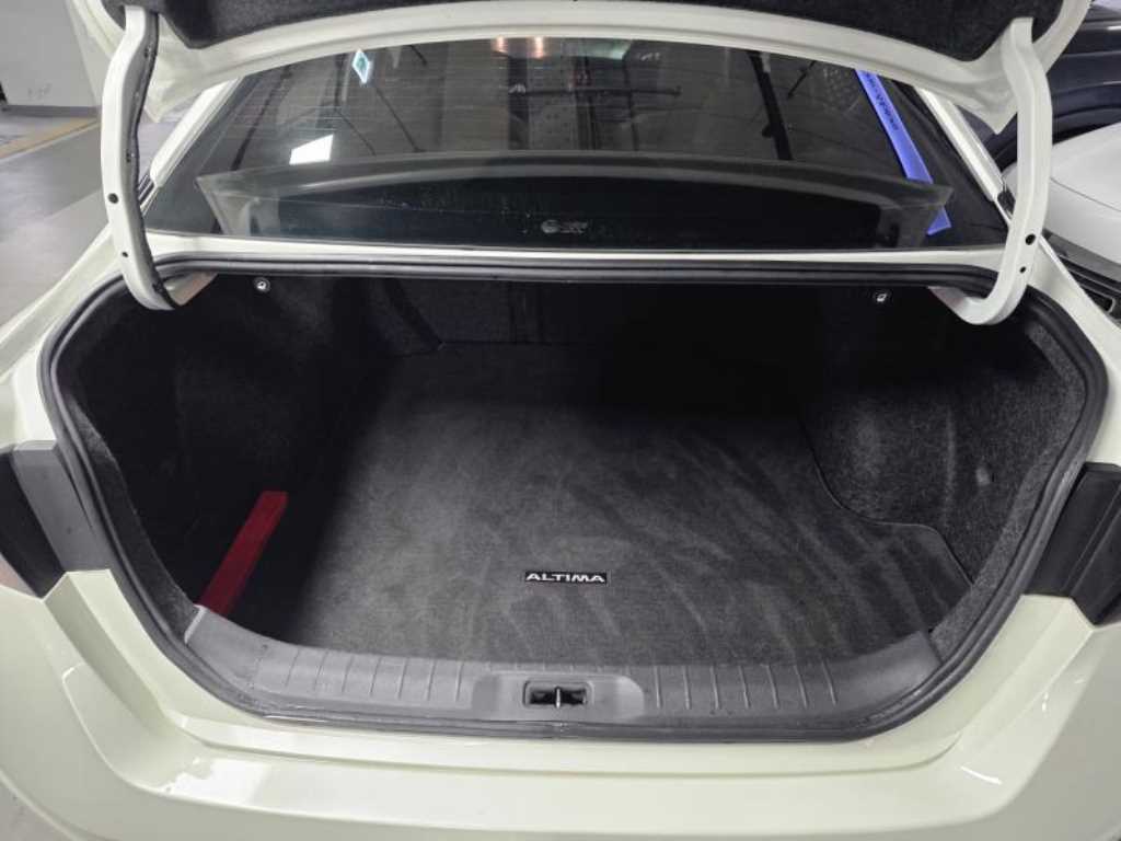 Nissan Altima 2019 Blanco - Importación desde Corea - HF Imports Iquique - Foto 18