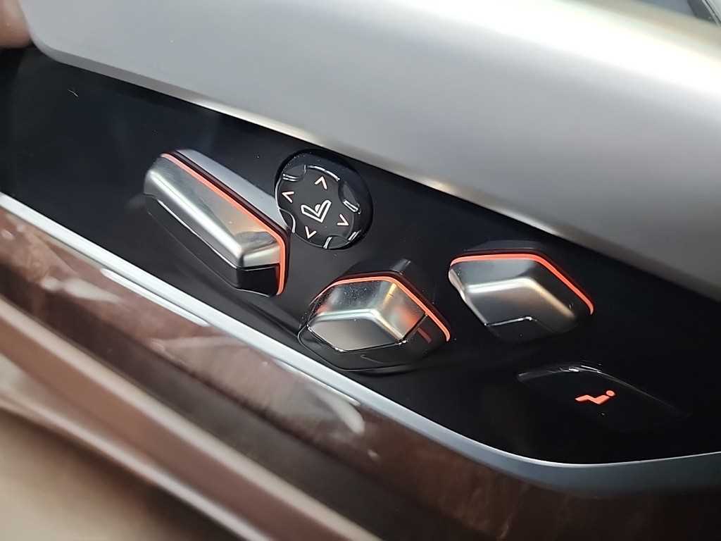 BMW 7 Series 2016 Negro - Importación desde Corea - HF Imports Iquique - Foto 15