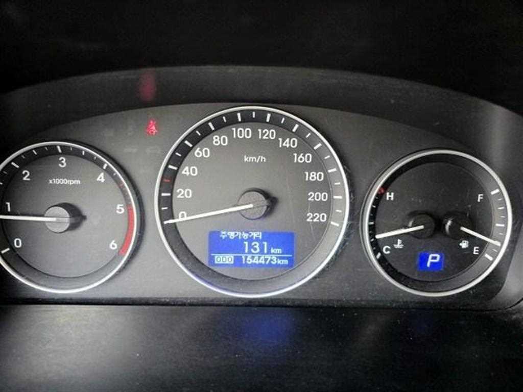 HYUNDAI Starex - Vista 6