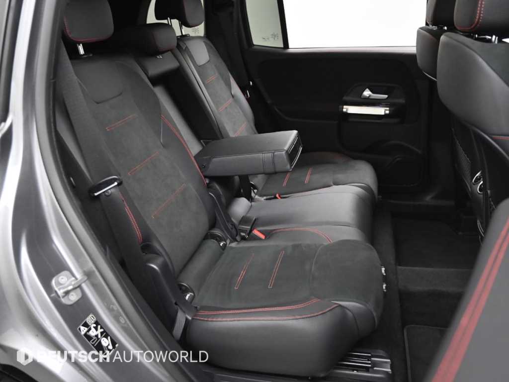 Mercedes Benz GLB Class - Vista 12