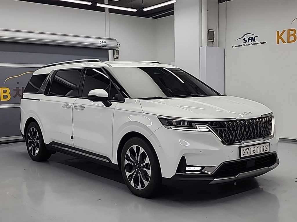 KIA Carnival - Vista 4