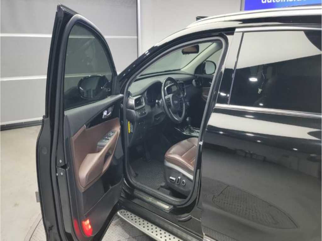 KIA Sorento - Vista 5