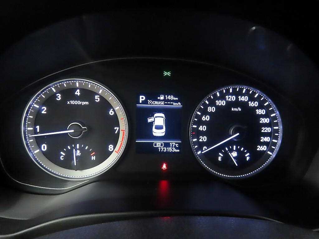 HYUNDAI Grandeur - Vista 8