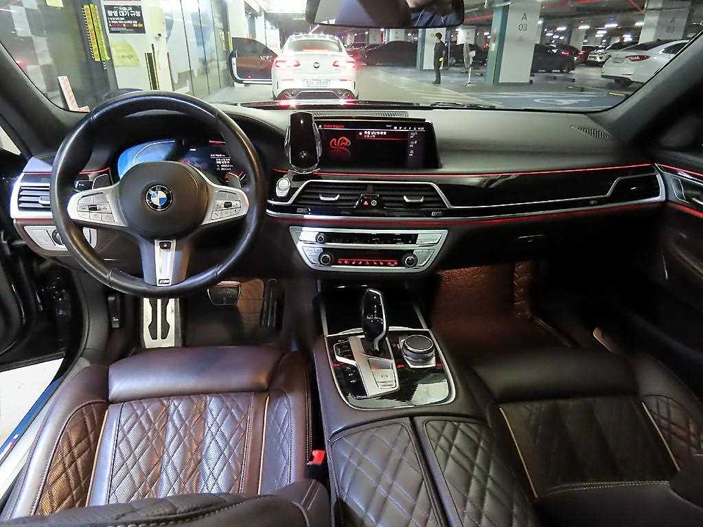 BMW 7 Series - Vista 10