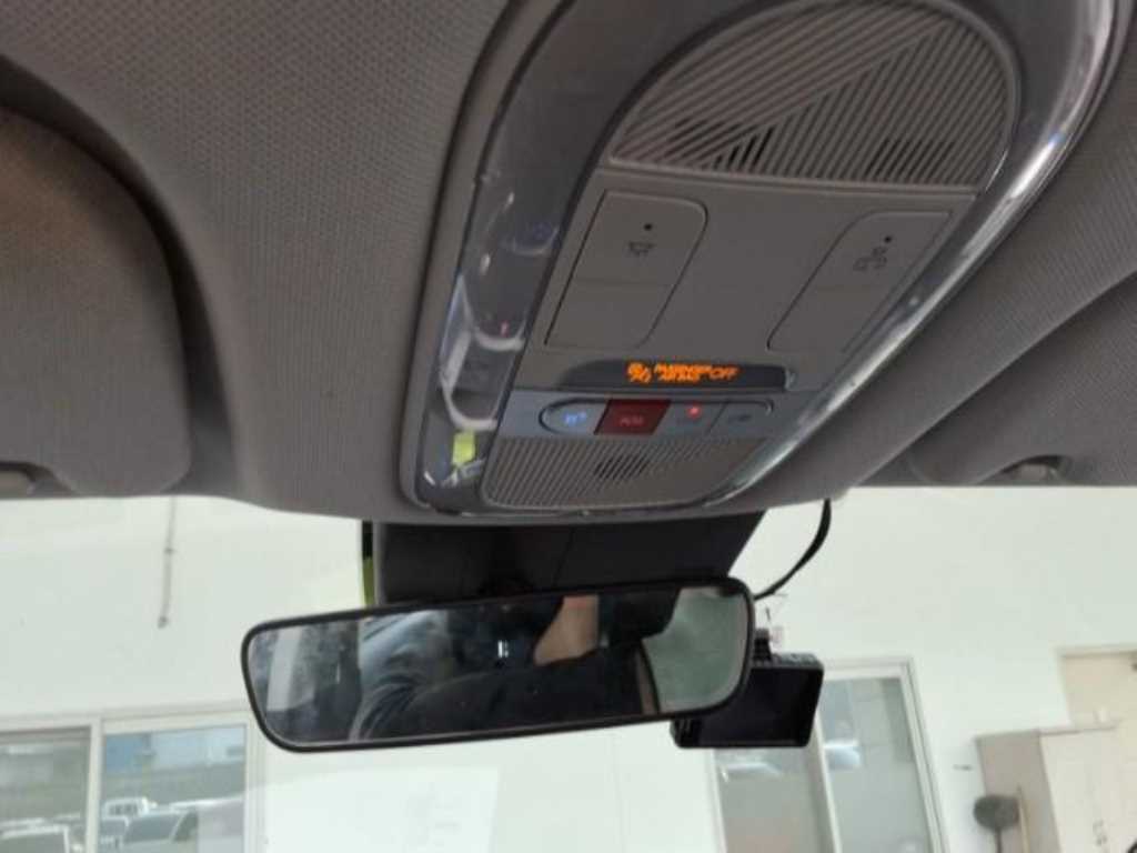 HYUNDAI Ioniq 5 - Vista 11