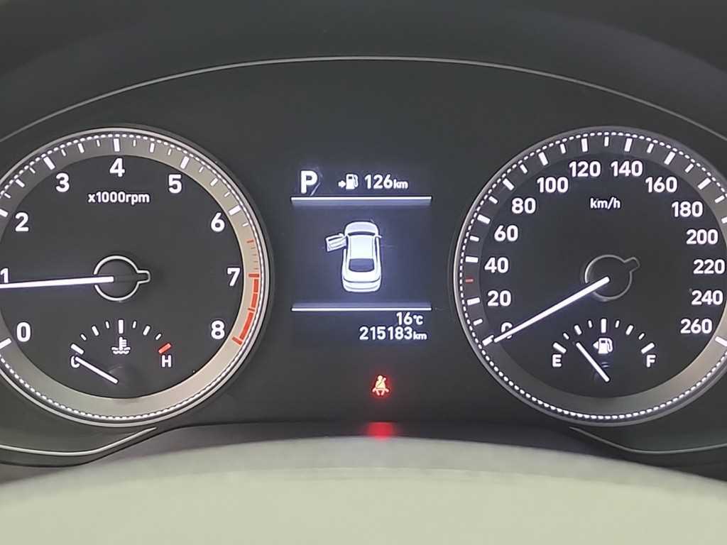 HYUNDAI Grandeur - Vista 6