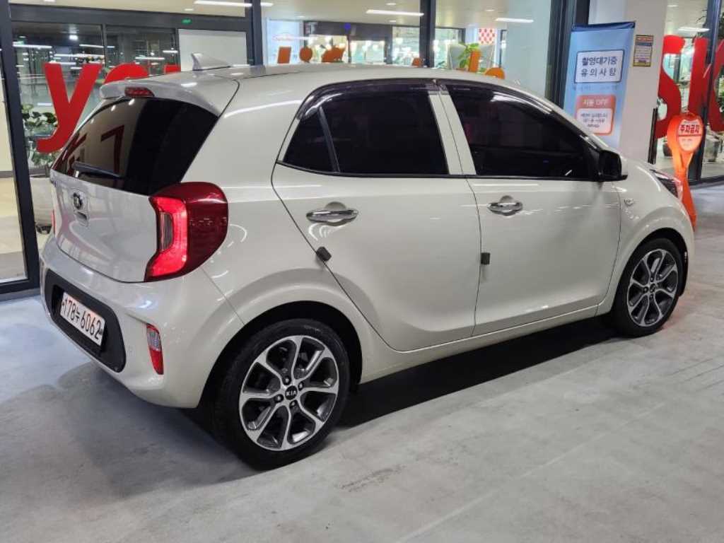 KIA Morning - Vista 4