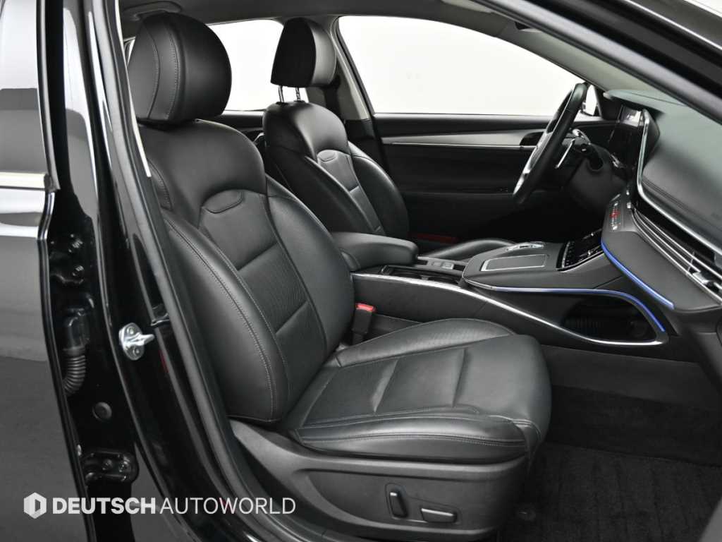 HYUNDAI Grandeur - Vista 12