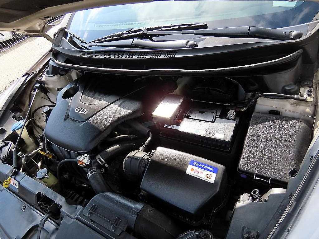 HYUNDAI Avante 2015 Blanco - Importación desde Corea - HF Imports Iquique - Foto 19