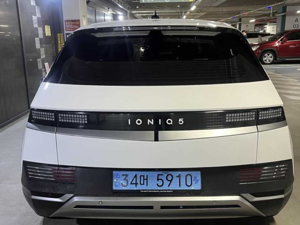 HYUNDAI Ioniq 5 - Vista 5